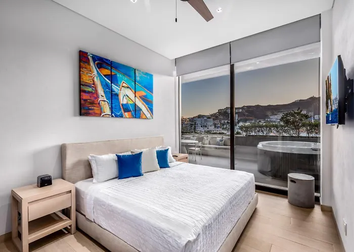 Cabo Marina Luxury Jacuzzi&terrace * Cabo San Lucas